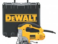 Удобный электролобзик от DeWALT