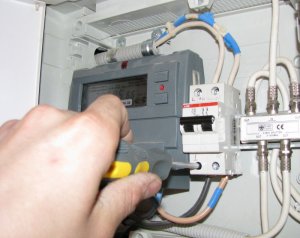 Установка и подключение электрического счетчика