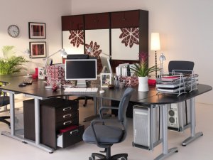 Какие варианты офисной мебели актуальны сегодня?