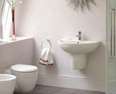 Особенности интерьера небольшой ванной комнаты