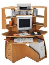 Как выбрать удобный компьютерный стол?
