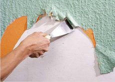 Как быстро снять виниловые обои со стен