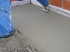 Стяжка пола цементно-песчаным раствором