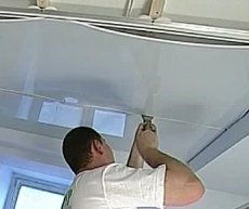 Как правильно устанавливать тканевые натяжные потолки