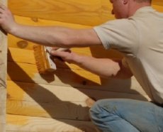 Покраска деревянного дома снаружи: технология и нюансы