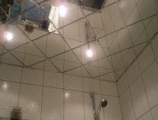 Преимущества и недостатки зеркальных потолков