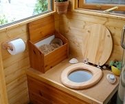 Обустройство дачных не откачиваемых туалетов без запаха