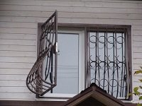 Решетки для окна: разновидности конструкции