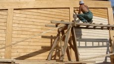 Как подготовить фасад деревянного дома к покраске