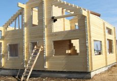 Строительство дома из клеёного бруса: плюсы, подготовка к работам