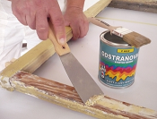 Способы удаления краски с деревянной поверхности
