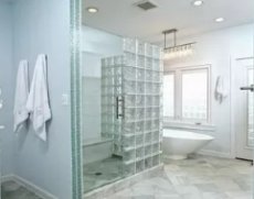 Как сделать зонирование ванной комнаты, используя стеклянные перегородки