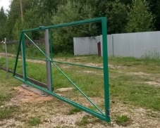 Как сделать самому откатные ворота для дачи?