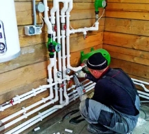 Как происходит замена водопроводных труб в частном доме