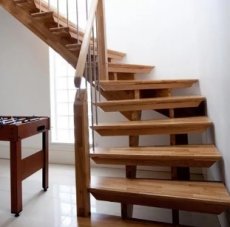 Почему люди выбирают лестницы из дерева?